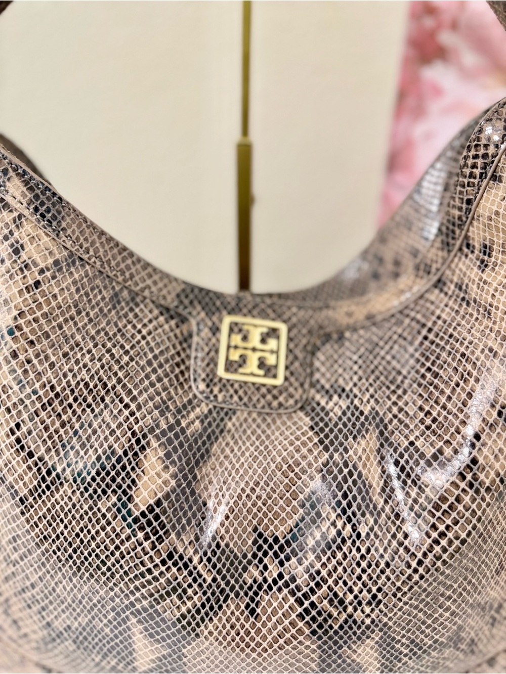 NWOT - Tory Burch Snake-Print Hobo Shoulder Bag - Picture 2 of 9